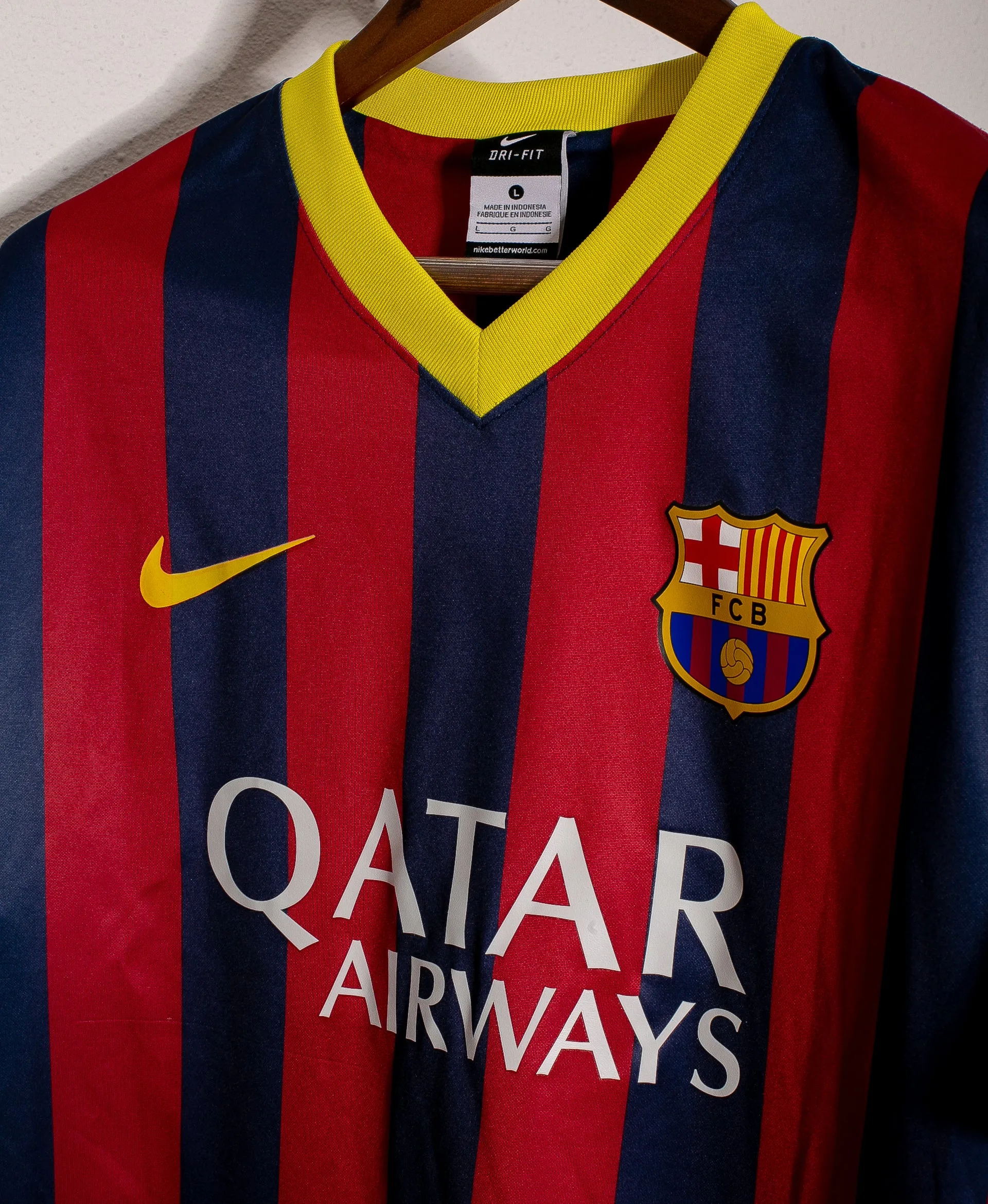 Barcelona 2013-14 Home Kit (L)