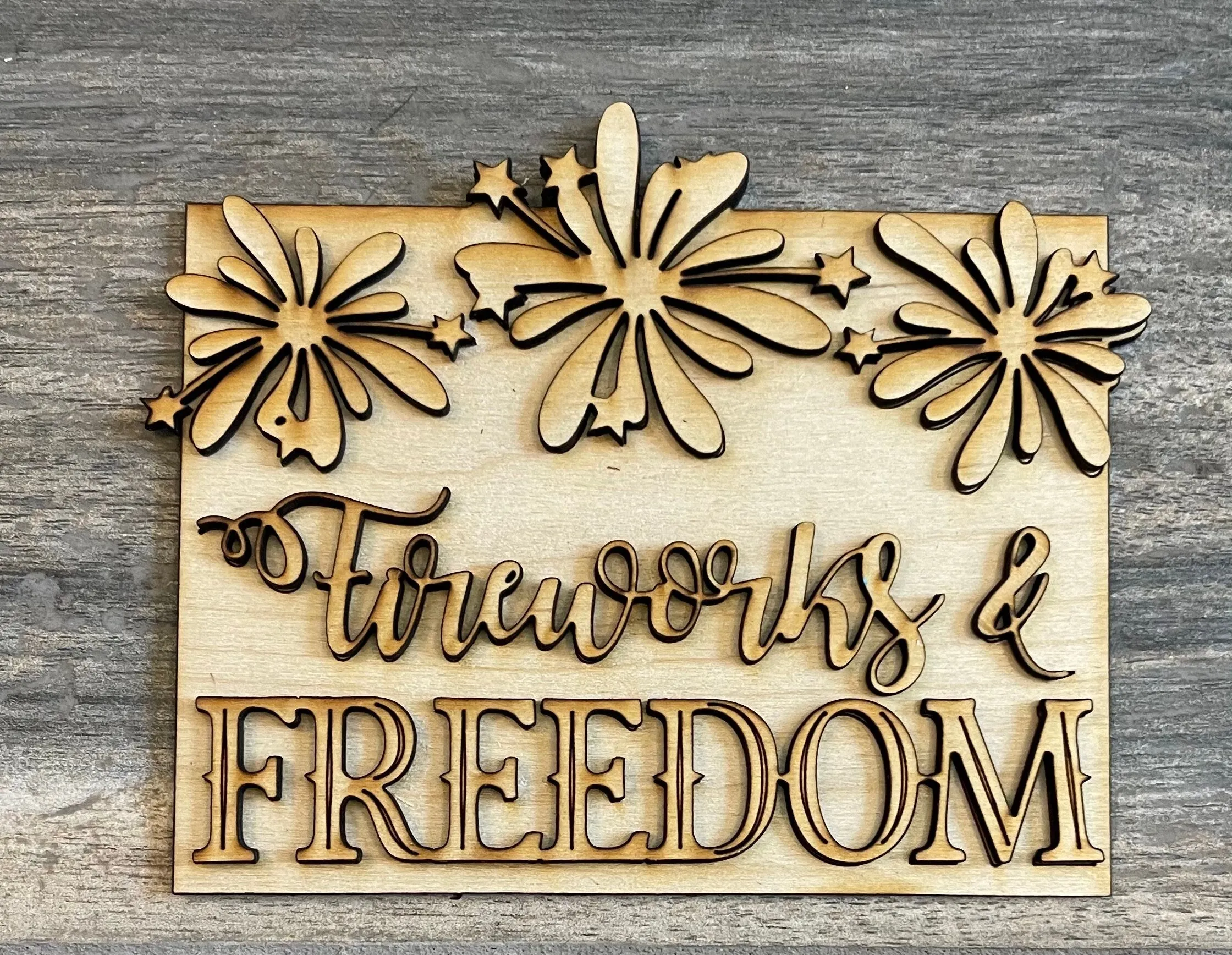 DIY Tiered Tray 4th of July - Patriotic