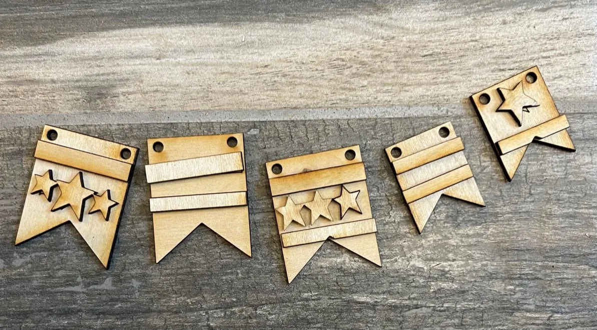 DIY Tiered Tray 4th of July - Patriotic