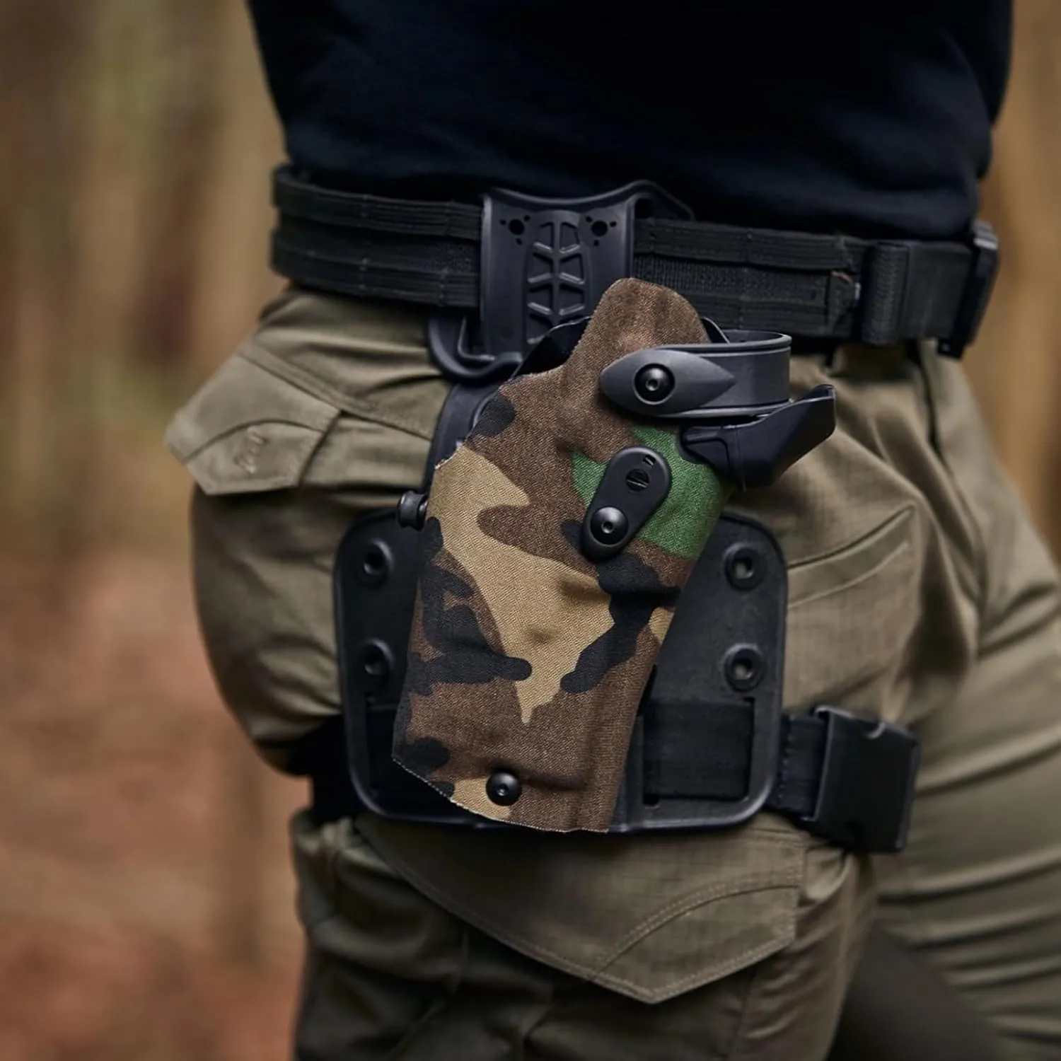 Drop Flex Adapter with Drop Leg Platform Attachment, Single Strap Leg Shroud for Gun Holsters & Qls Quick Locking System Kit