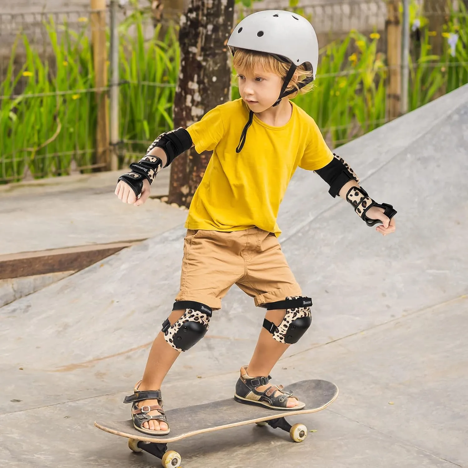Kids/Youth/Adult Knee Pad Elbow Pads Guards Protective Gear Set for Wrist Guards Roller Skates Scooter Inline Skating Cycling Skateboard Mountain Biking Rock Climbing etc (Large)