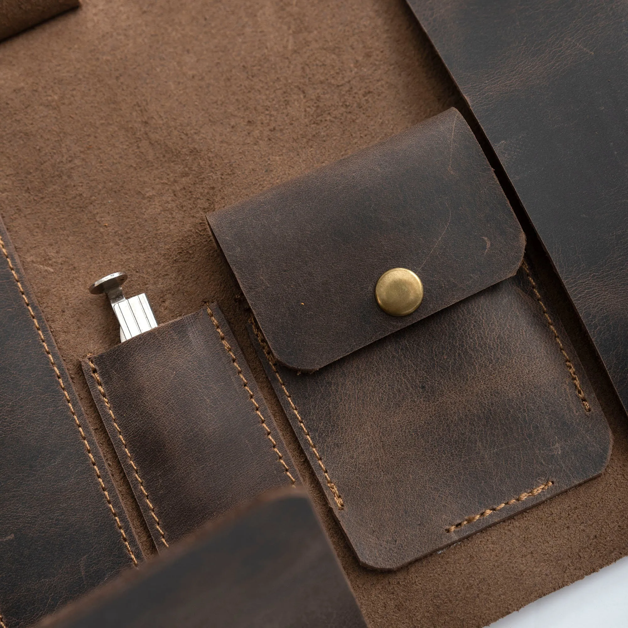 Leather Pipe Pouch for 3-Pipes, Handmade 3-Pipe Rollup Bag, The Pipe Bag, Chestnut