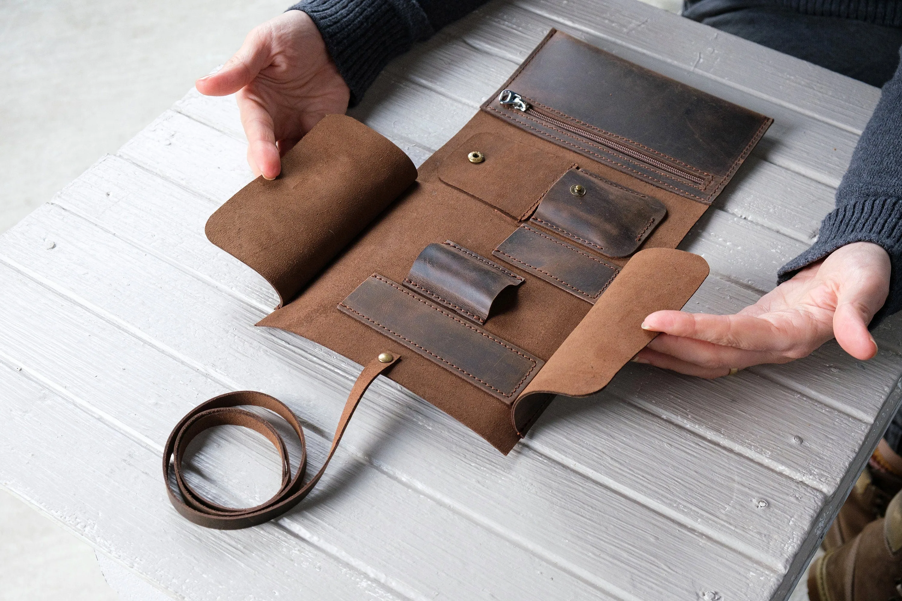 Leather Pipe Roll Set With Zipper, Handmade Pipe Pouch for 1/2/3/4-Pipes, Leather Pipe Rollup Bag Set, The Pipe Smokers Full Set Zippered