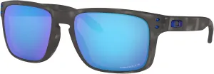 Oakley OO9102 Holbrook Sunglasses   Vision Group Accessories Bundle
