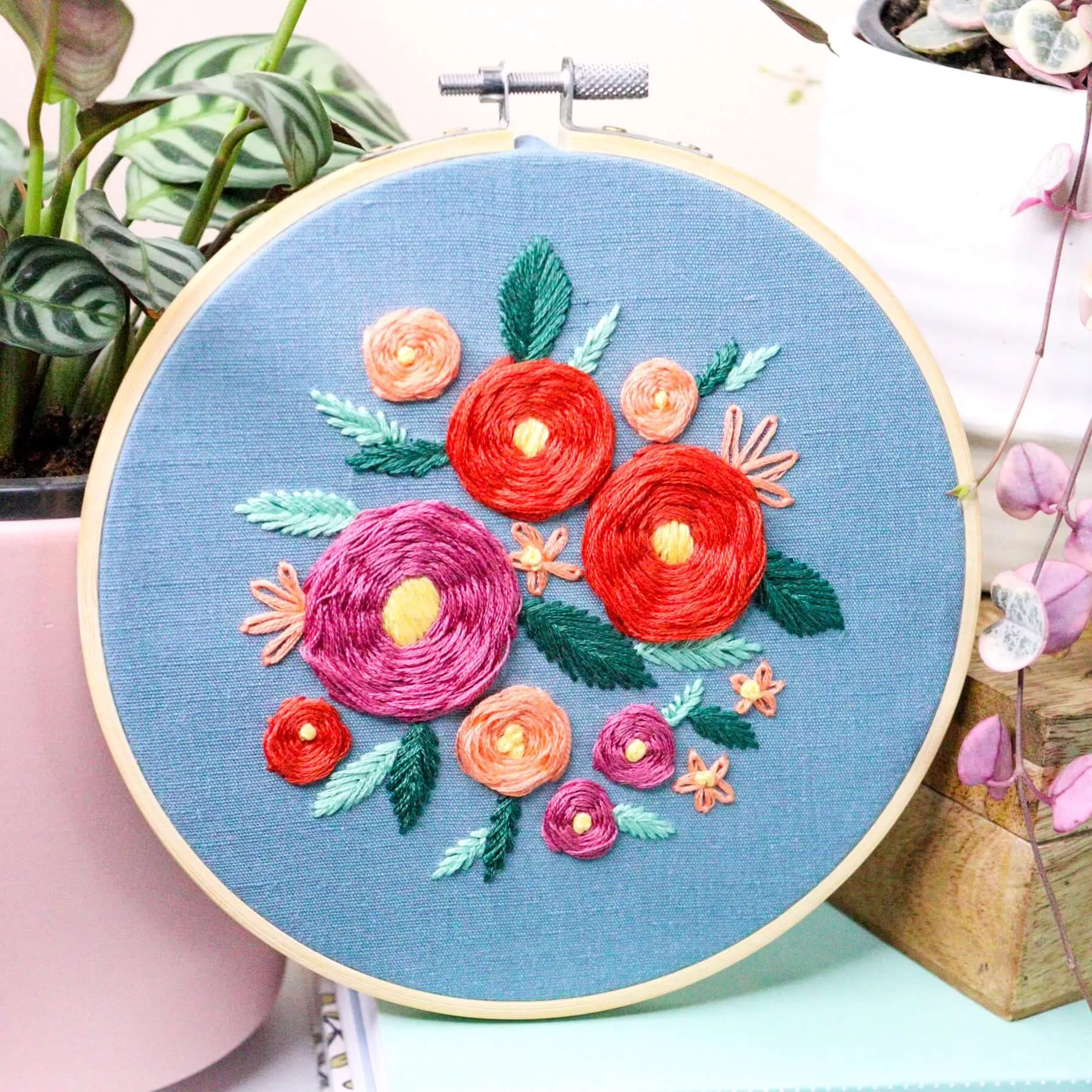 Rose Garden Modern Embroidery Kit